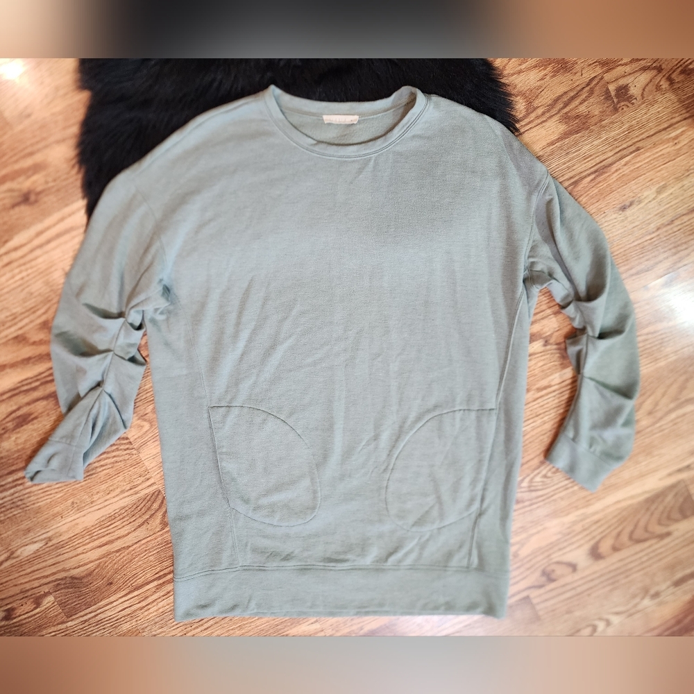 Illa Illa Pullover Sweatshirt Size M